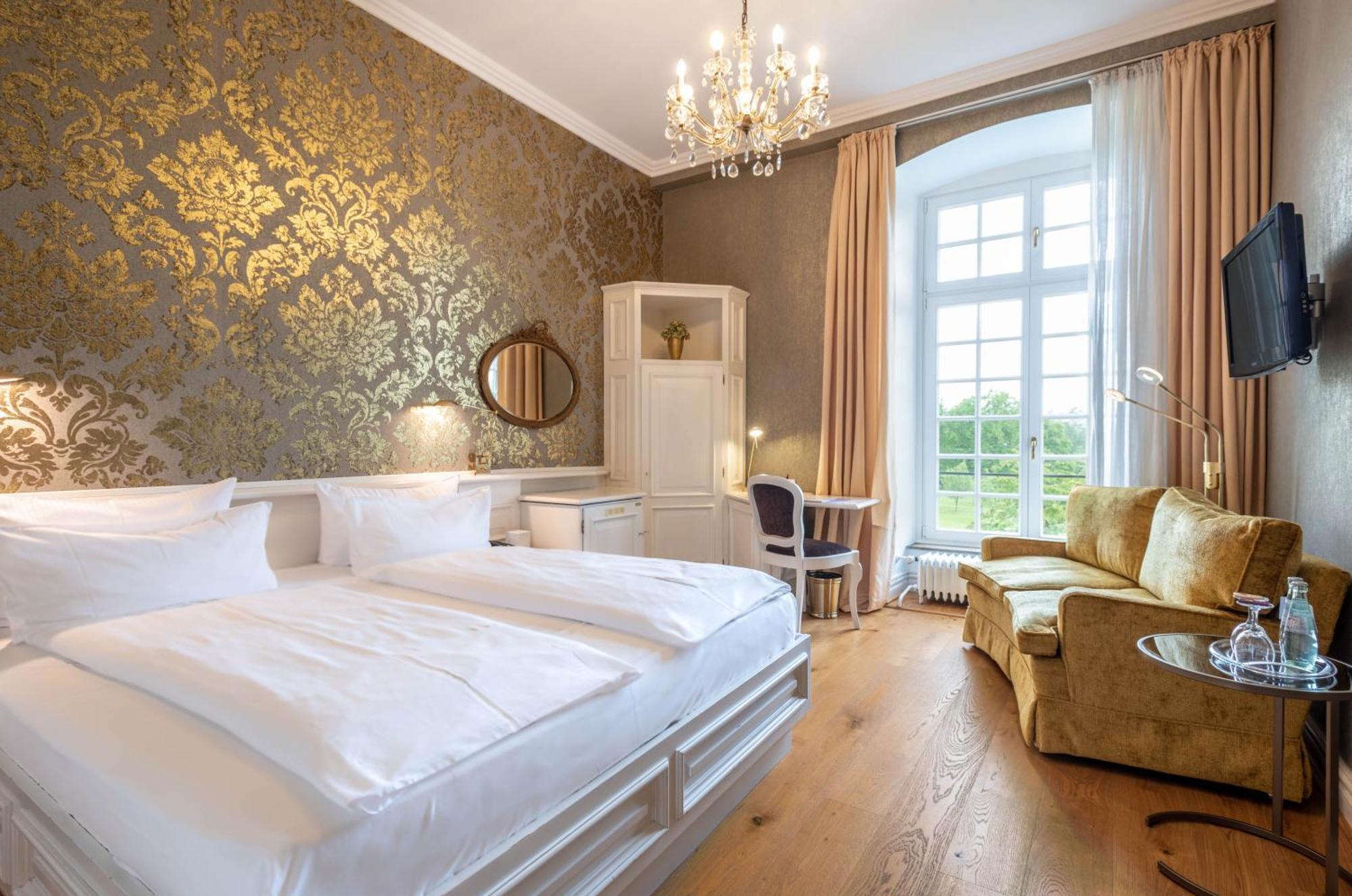 Hotel Schloss Wilkinghege มึนสเทอร์ ภายนอก รูปภาพ