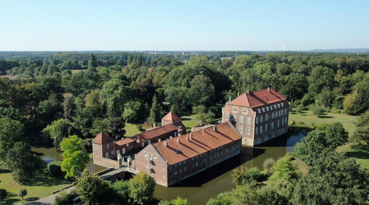 Hotel Schloss Wilkinghege มึนสเทอร์ ภายนอก รูปภาพ